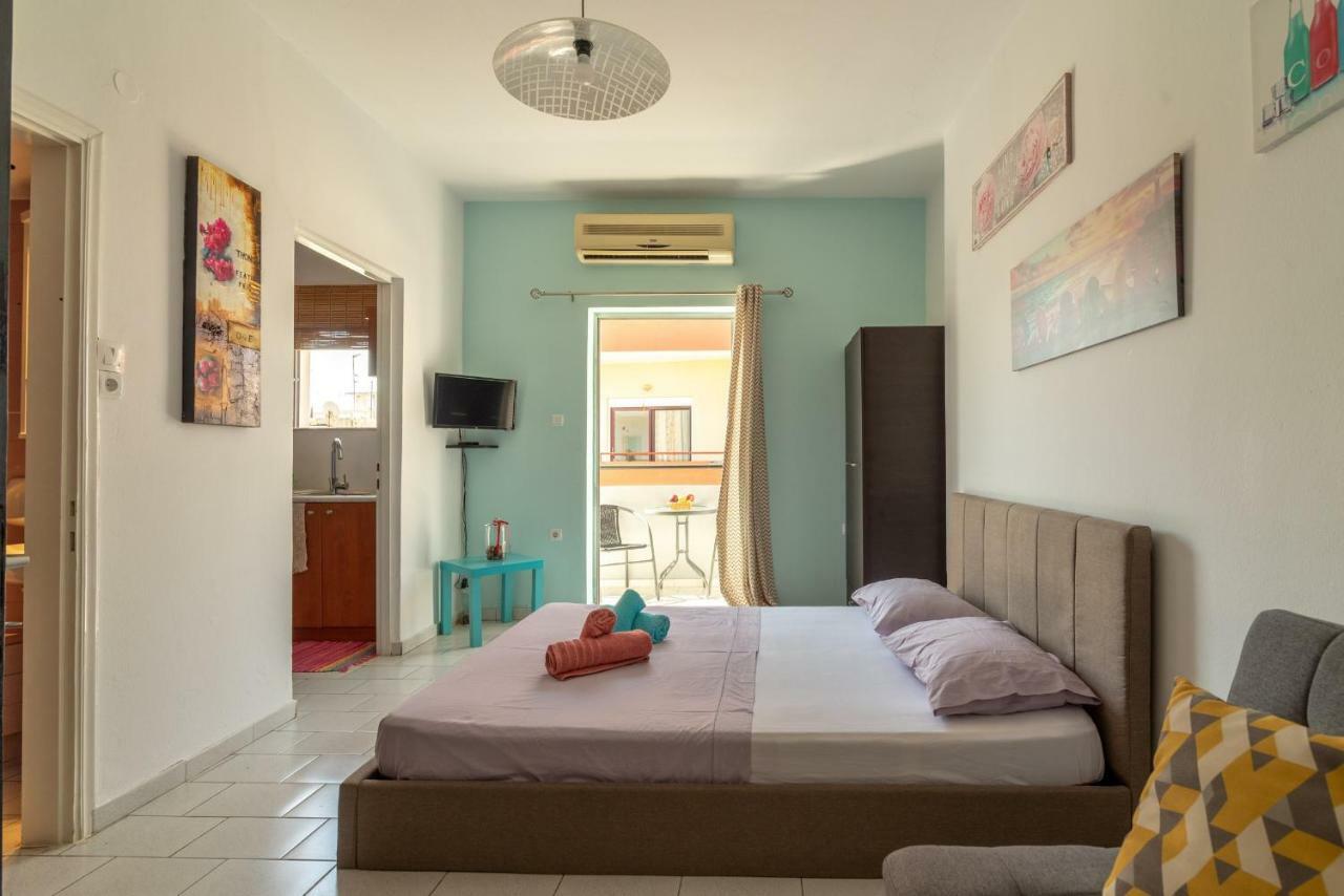 3Rd Floor Apartment Next To The Beachfront Heraklion  ภายนอก รูปภาพ
